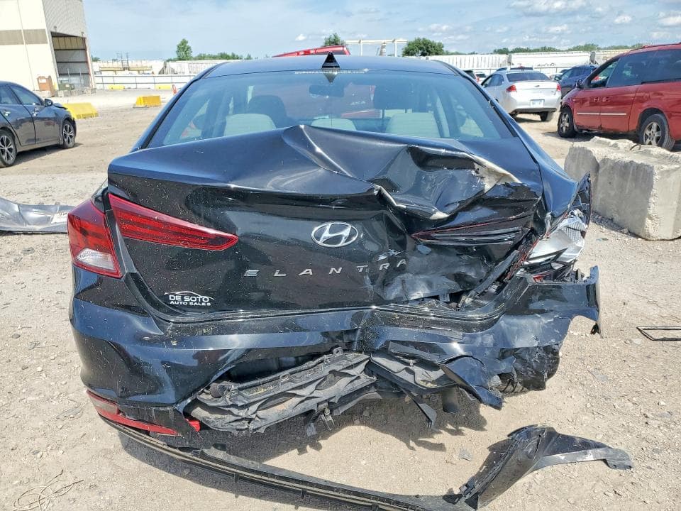 2019 HYUNDAI ELANTRA SEL SEL 6