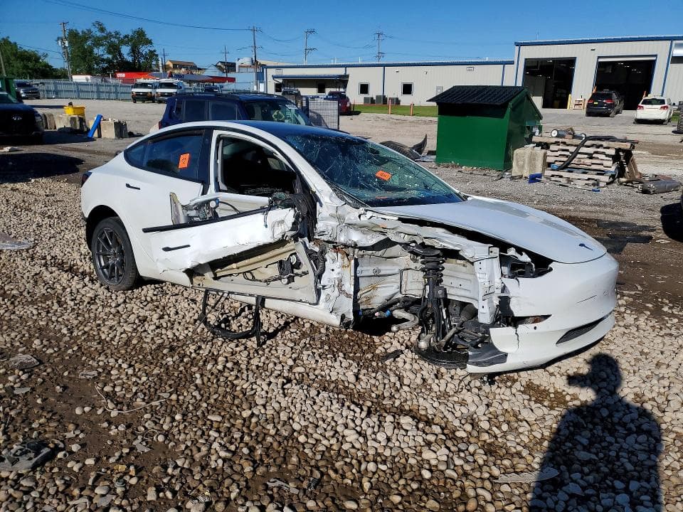 2022 TESLA MODEL 3 4