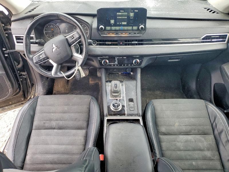 2022 MITSUBISHI OUTLANDER SE 8