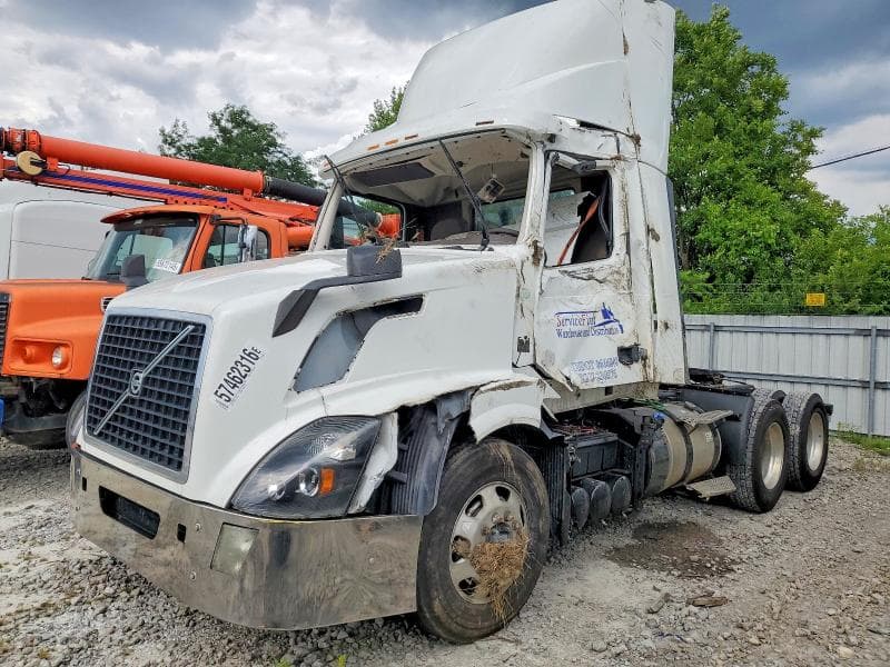 2016 VOLVO VN VNL VNL 2