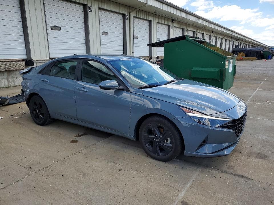 2022 HYUNDAI ELANTRA SEL SEL 4