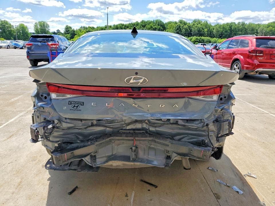 2022 HYUNDAI ELANTRA SEL SEL 6