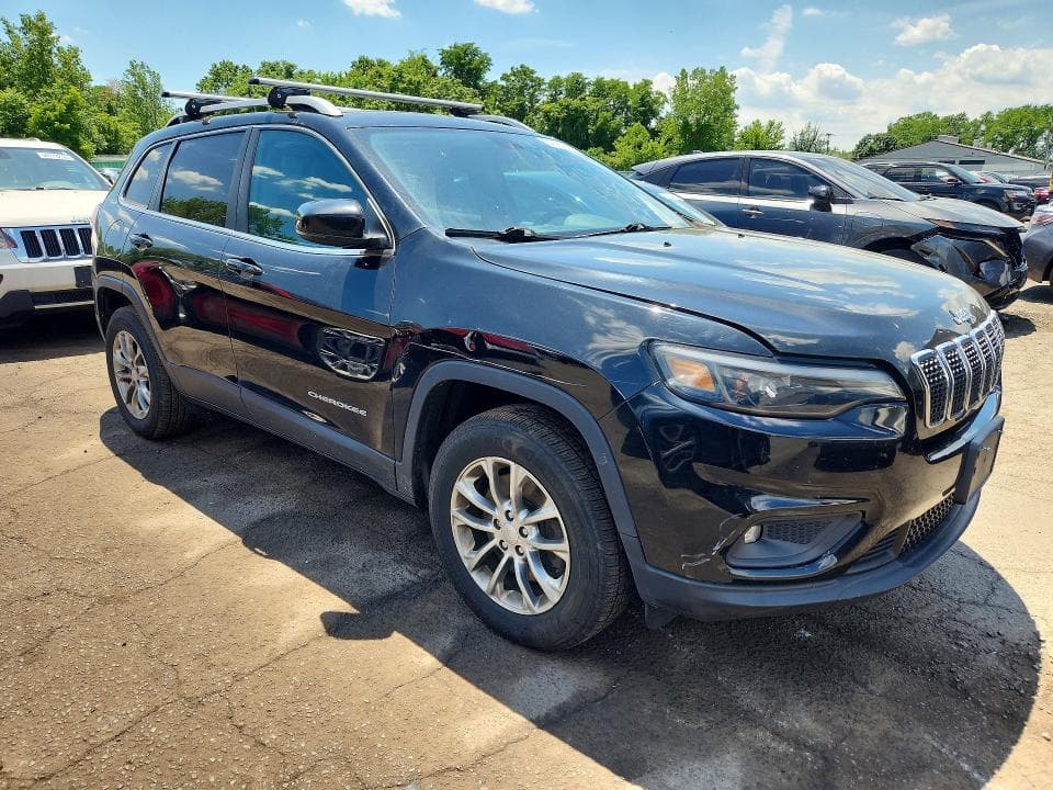 2019 JEEP CHEROKEE LATITUDE PLUS 4