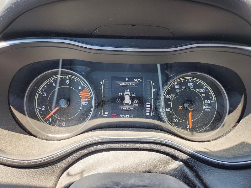 2019 JEEP CHEROKEE LATITUDE PLUS 9