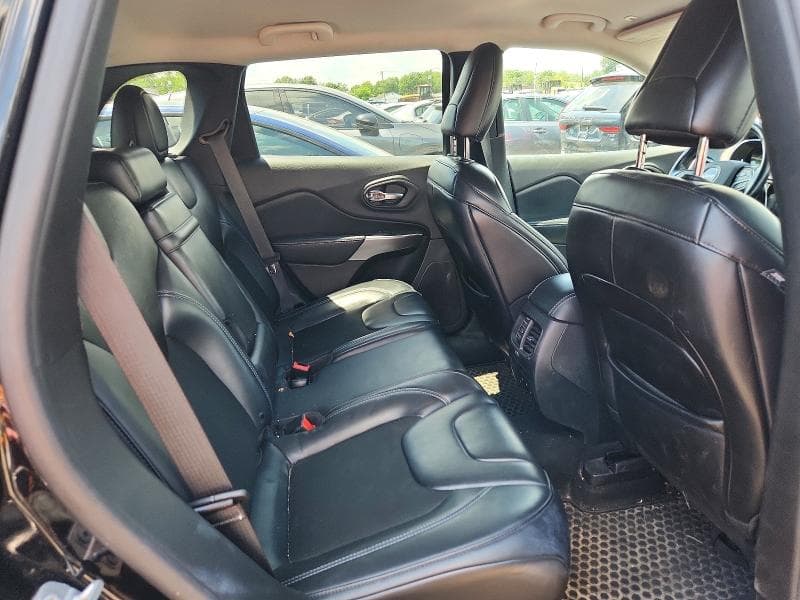 2019 JEEP CHEROKEE LATITUDE PLUS 10