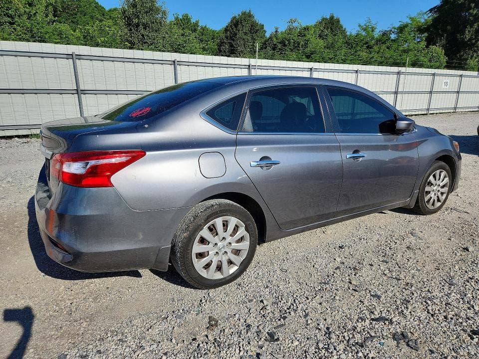 2018 NISSAN SENTRA S 3