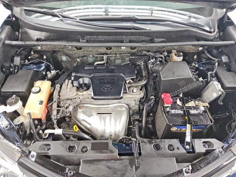 2018 TOYOTA RAV4 XLE 11
