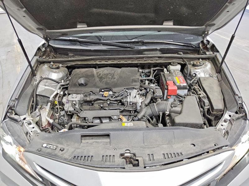 2019 TOYOTA CAMRY SE 11