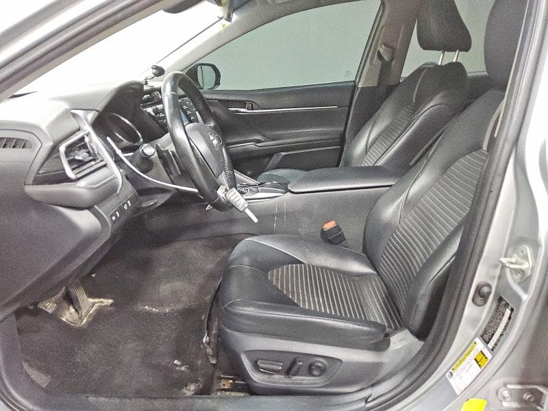 2019 TOYOTA CAMRY SE 7