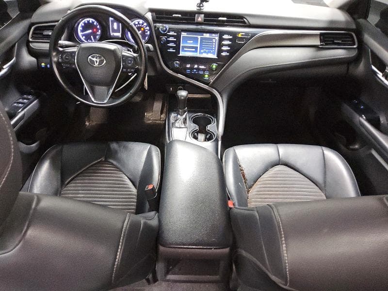 2019 TOYOTA CAMRY SE 8