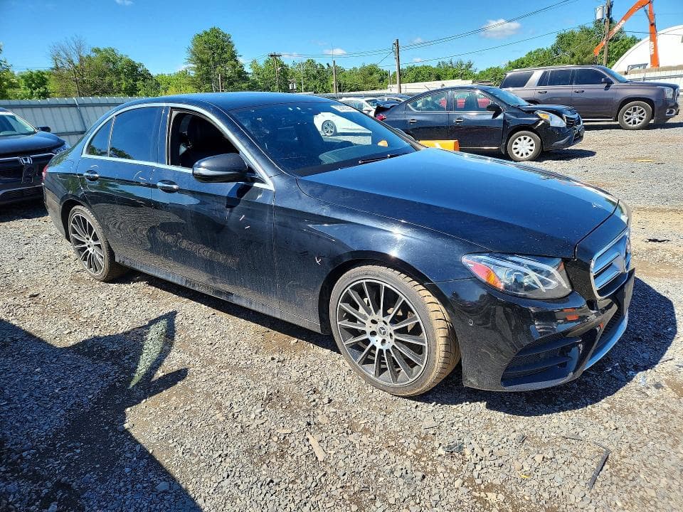 2017 MERCEDES-BENZ E 300 4MATIC 4