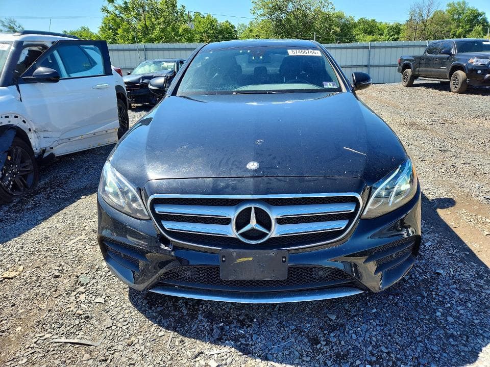 2017 MERCEDES-BENZ E 300 4MATIC 5