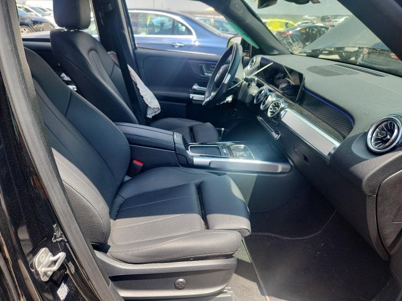 2025 MERCEDES-BENZ GLB 250 7
