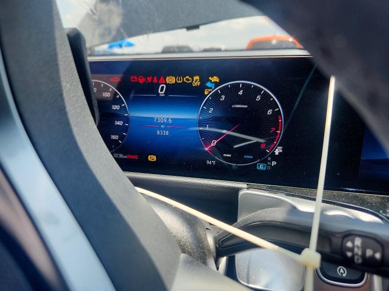 2025 MERCEDES-BENZ GLB 250 9