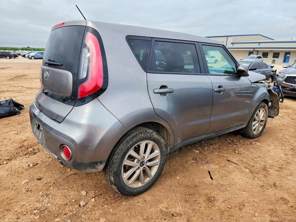 2017 KIA SOUL + 3