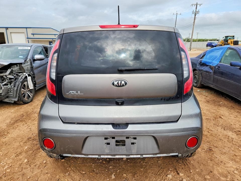 2017 KIA SOUL + 6