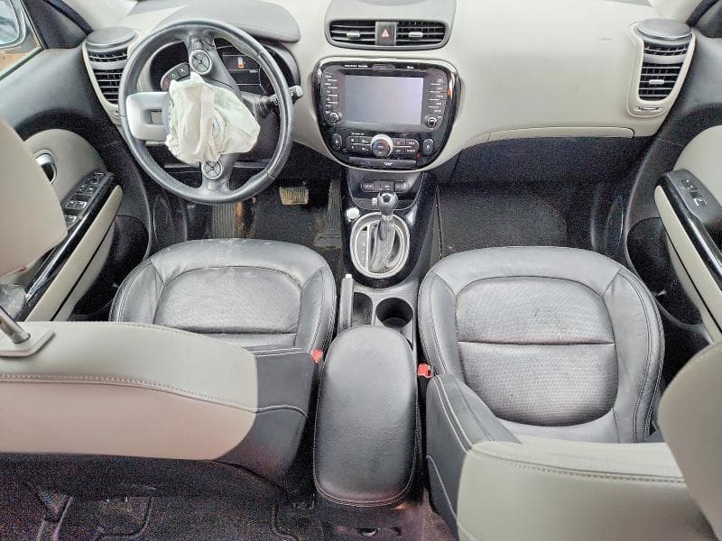 2017 KIA SOUL + 8