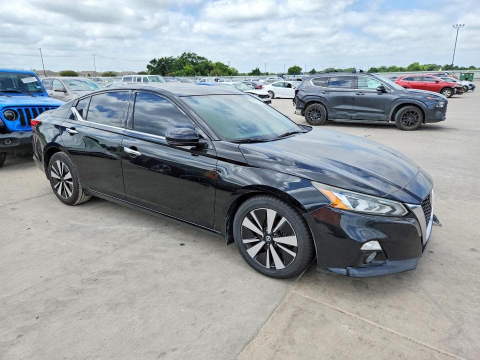 2019 NISSAN ALTIMA SV SV 4