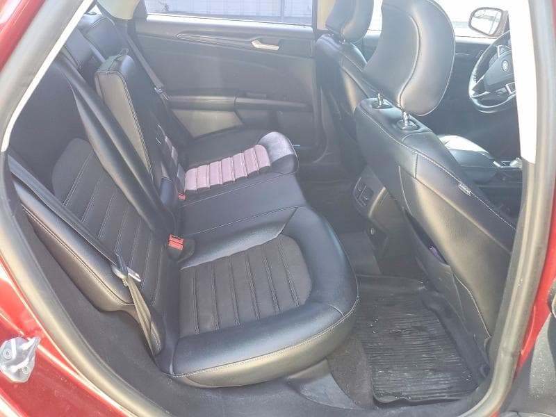 2018 FORD FUSION SE 10