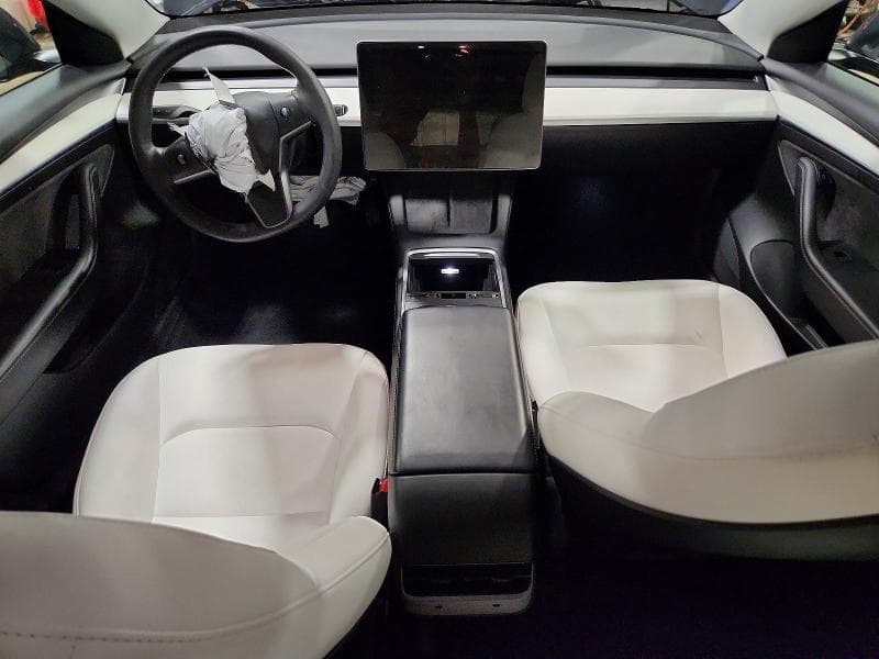 2021 TESLA MODEL 3 8