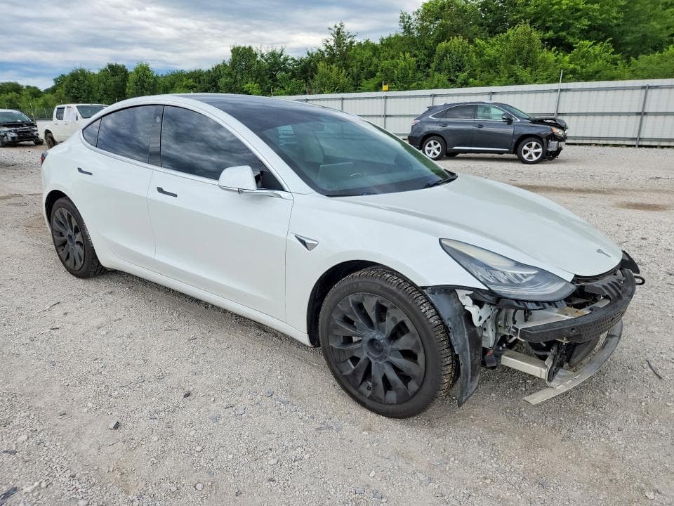 2019 TESLA MODEL 3 4