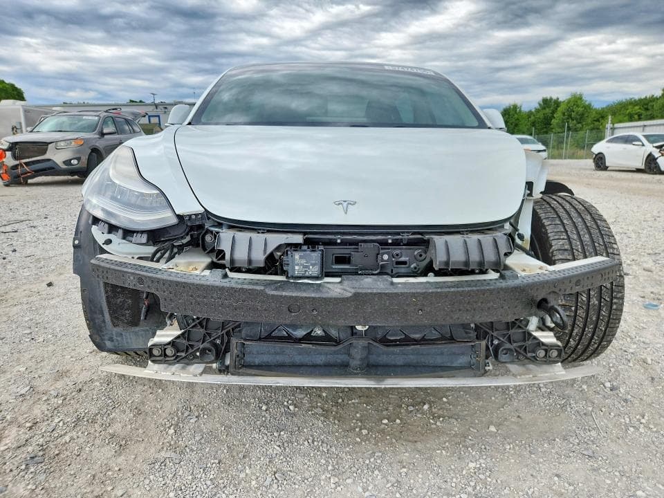 2019 TESLA MODEL 3 5