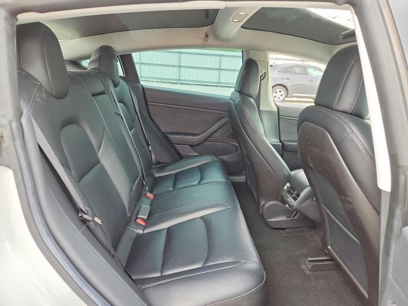 2019 TESLA MODEL 3 10