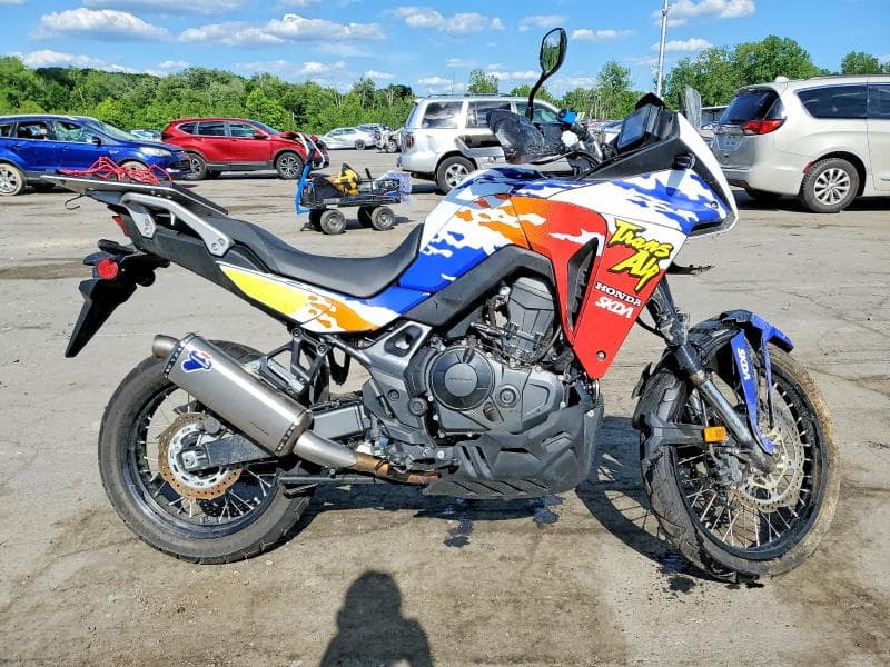 2024 HONDA XL750