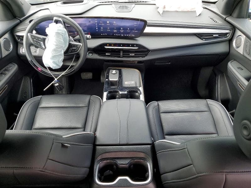 2025 BUICK ENCLAVE AVENIR 8
