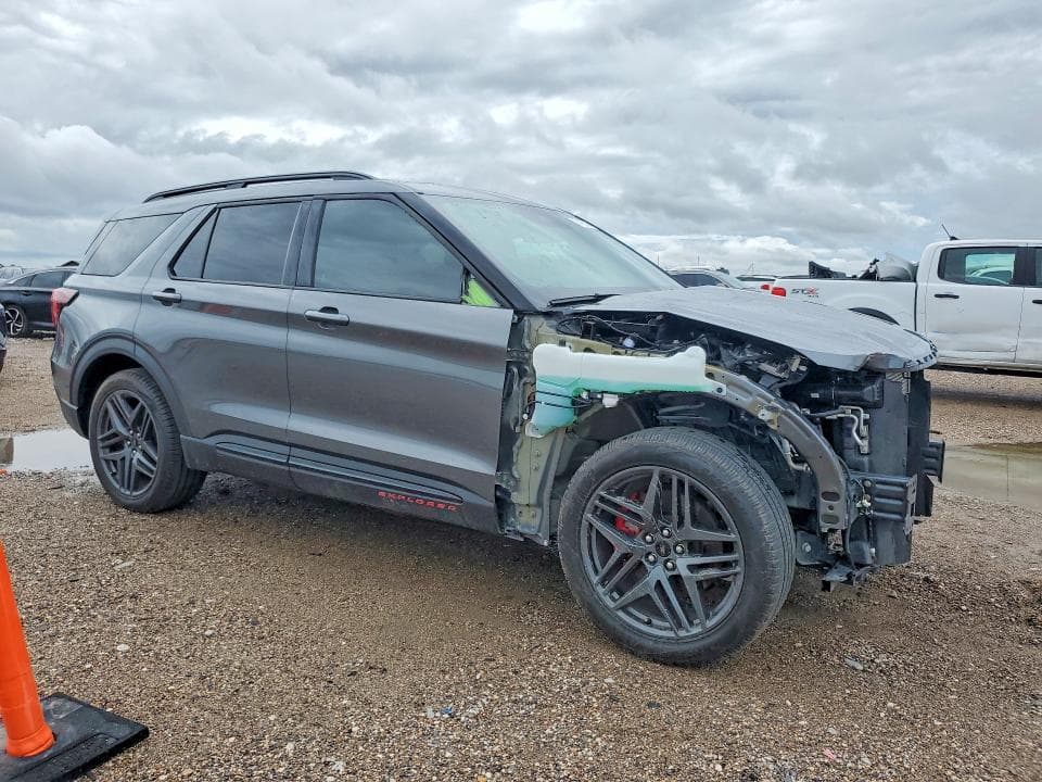 2025 FORD EXPLORER ST 4