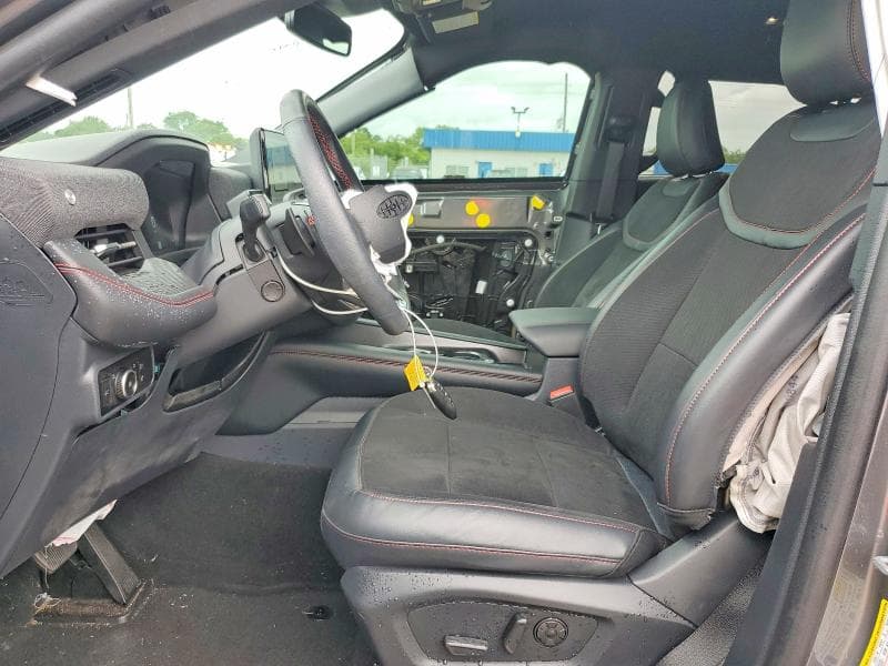 2025 FORD EXPLORER ST 7