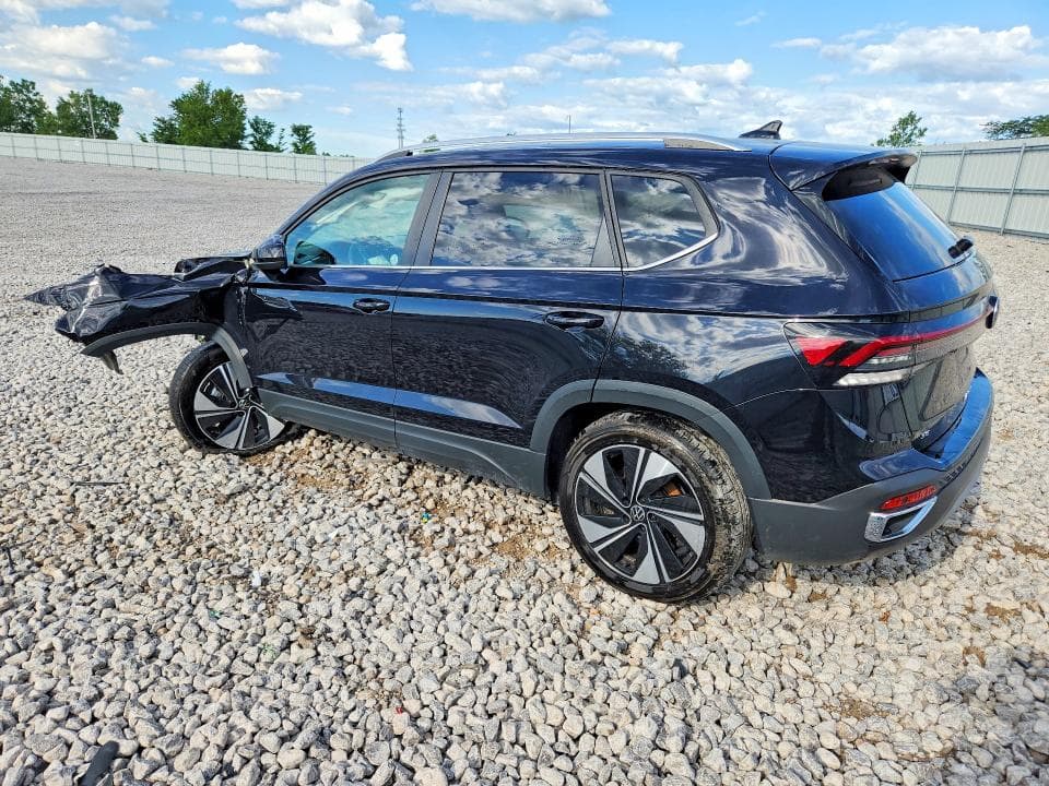 2025 VOLKSWAGEN TAOS SE 2