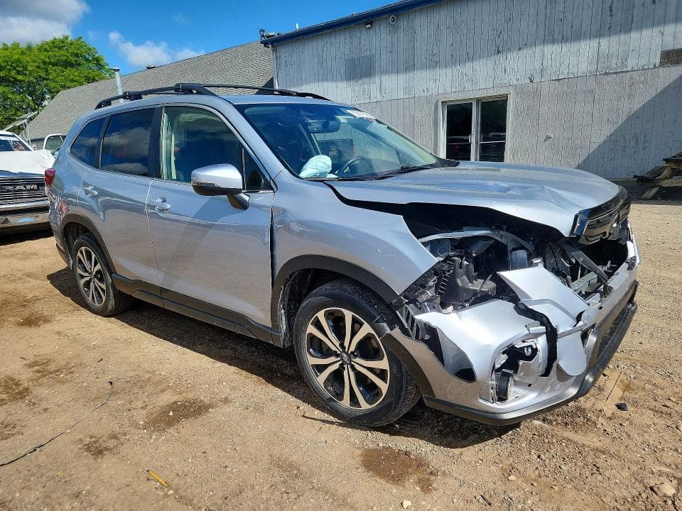 2024 SUBARU FORESTER LIMITED 4