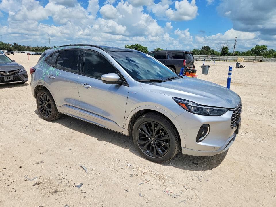 2023 FORD ESCAPE ST LINE SELECT 4