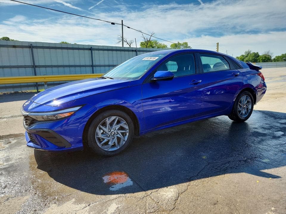 2024 HYUNDAI ELANTRA SEL - 1