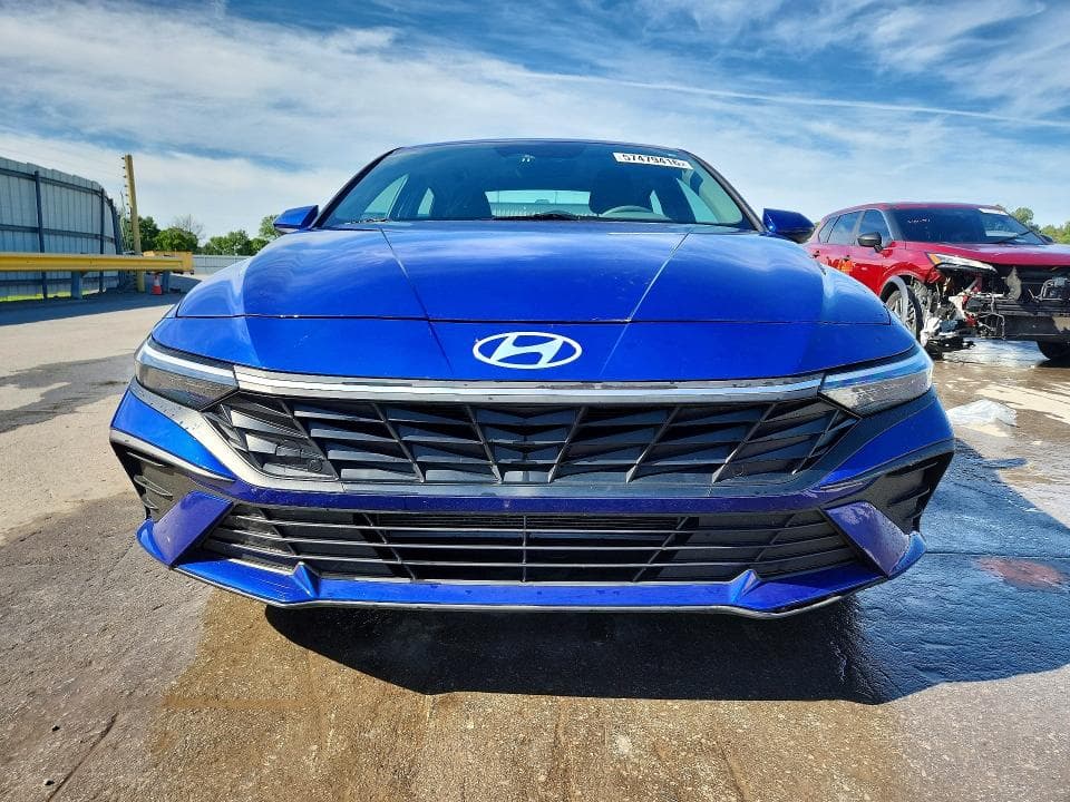 2024 HYUNDAI ELANTRA SEL 5