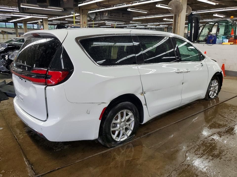 2026 CHRYSLER PACIFICA SELECT 3