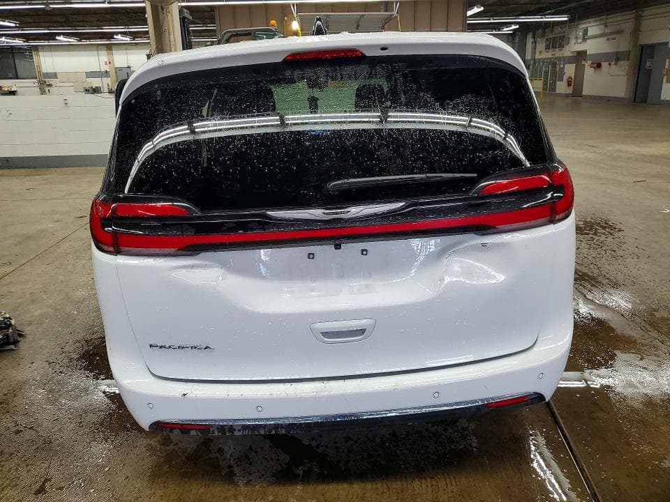 2026 CHRYSLER PACIFICA SELECT 6