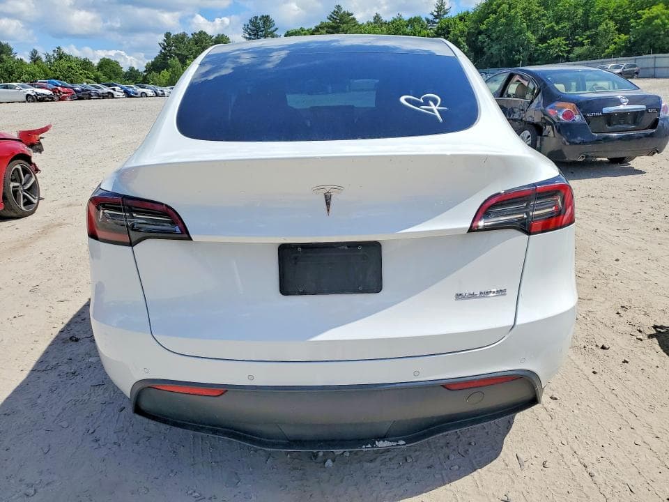 2021 TESLA MODEL Y 6