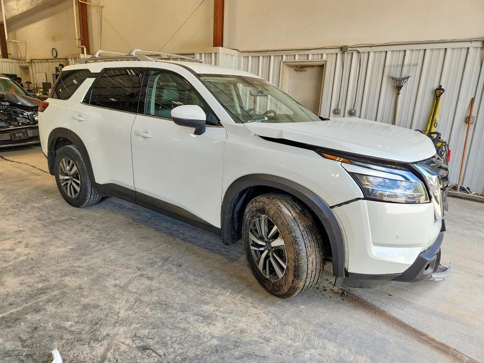 2024 NISSAN PATHFINDER SL 4