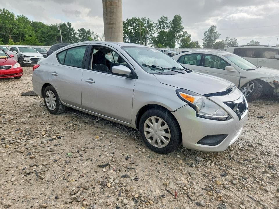 2019 NISSAN VERSA SV 4