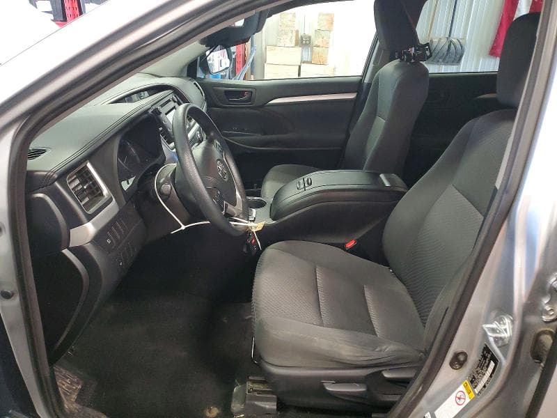 2017 TOYOTA HIGHLANDER HYBRID LE 7