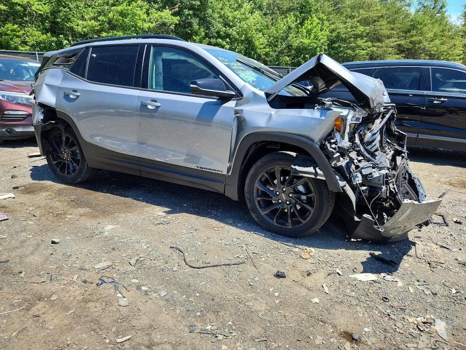 2024 GMC TERRAIN SLT 4