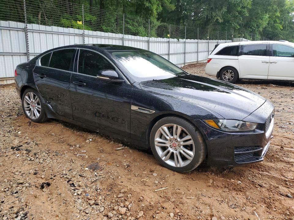2019 JAGUAR XE 4
