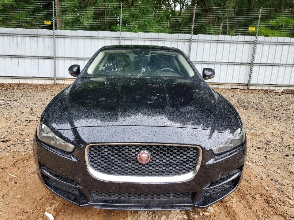 2019 JAGUAR XE 5