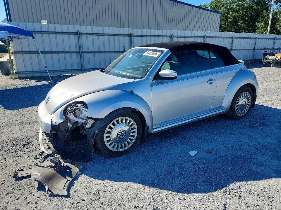 2016 VOLKSWAGEN BEETLE 1