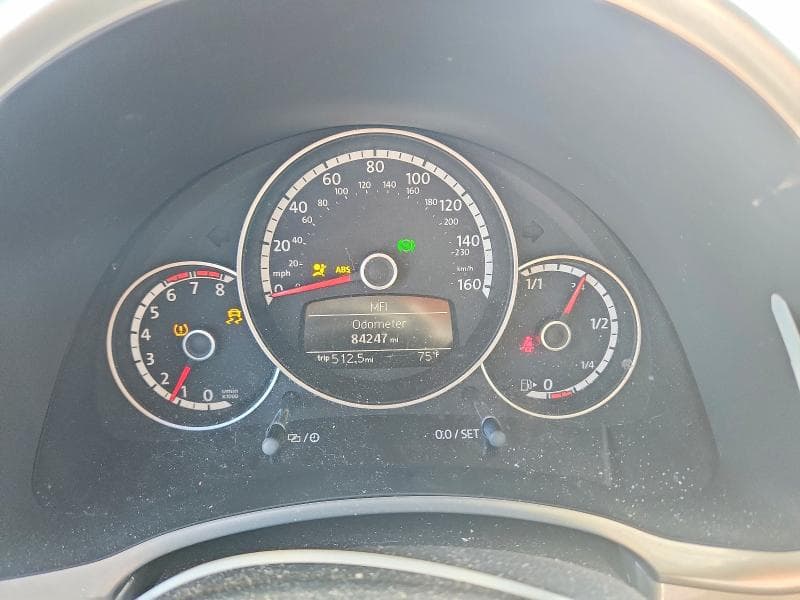 2016 VOLKSWAGEN BEETLE 9