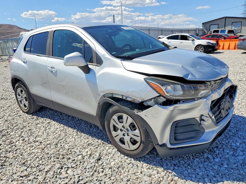 2017 CHEVROLET TRAX LS 4