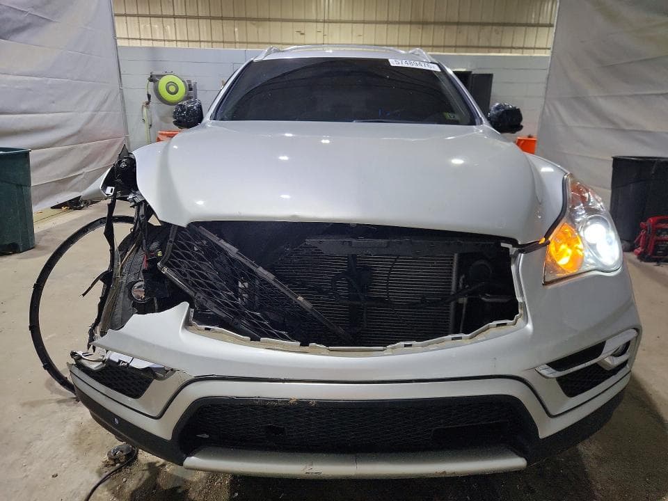 2017 INFINITI QX50 BASE 5