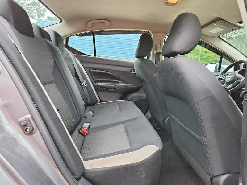 2020 NISSAN VERSA SV SV 10
